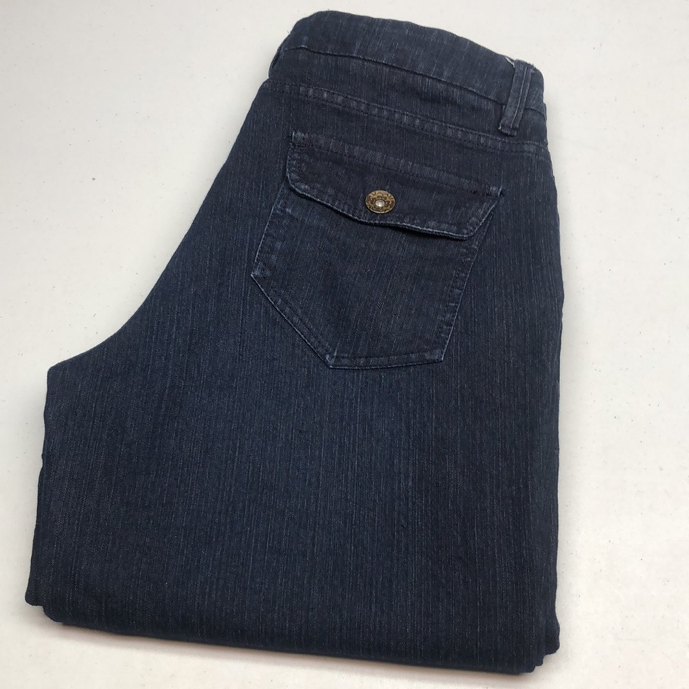 ROADRUNNER APPAREL DARKWASH FLARE LEG JEANS 10/30x32 ⭐️